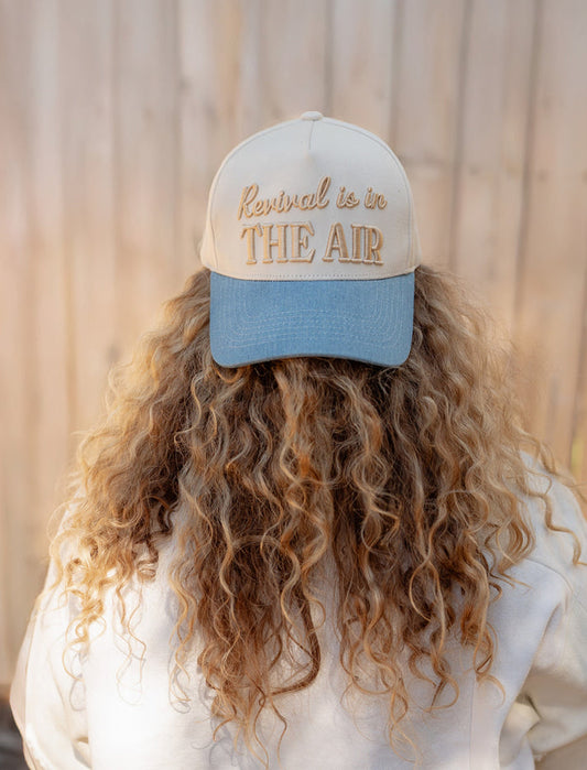 HAT27. Revival is in the Air